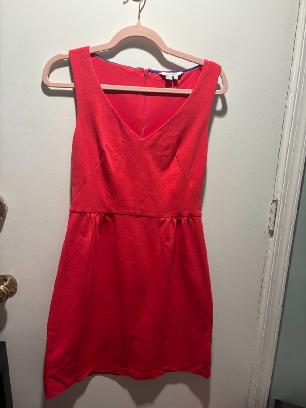 Boden Coral Pink Stretch Ponte Knit Sheath V Neck Dress - Picture 5 of 5